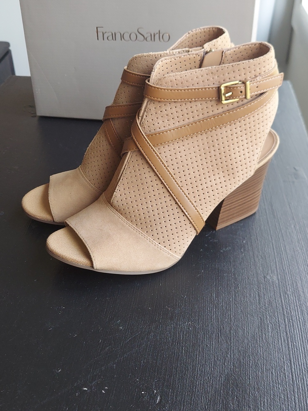 Franco Sarto L-Fantana Size 10 Camel Tan Suede Peep Toe Ankle Sleek Heel Booties
